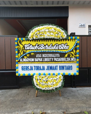 Papan Bunga Duka di Ibu Selatan