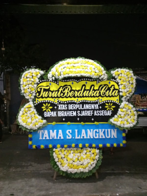 Papan Bunga Duka di Ibu Selatan